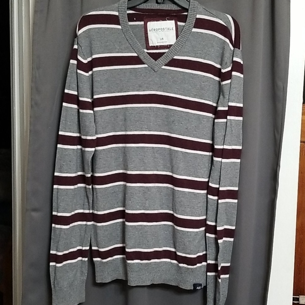 Aeropostale men's v-neck sweater‎ gray burgandy stripes size L